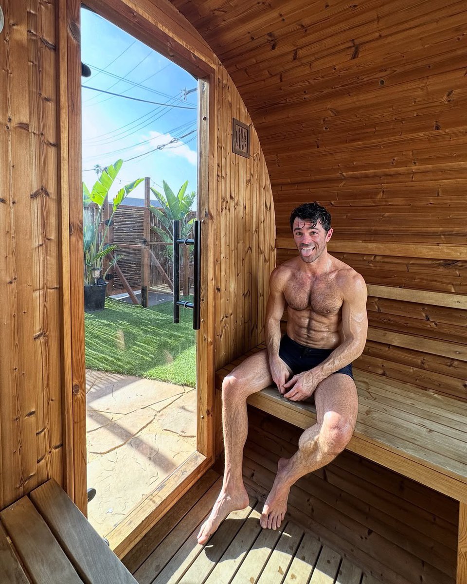 atwjustin's tweet photo. 🥵 Team Hot or 🥶 Team Cold?

✅ Adding sauna sweats and cold plunges to my health &amp; fitness routine #icepassla https://t.co/TW5AtXaWk9