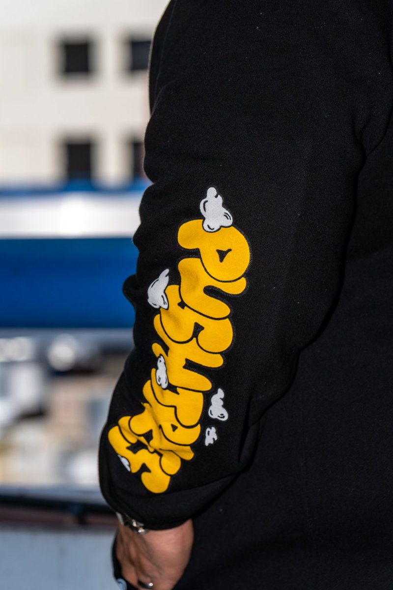 dope_as_yola_'s tweet image. Trap or Die #PushTrees
Jumbo print collection available now