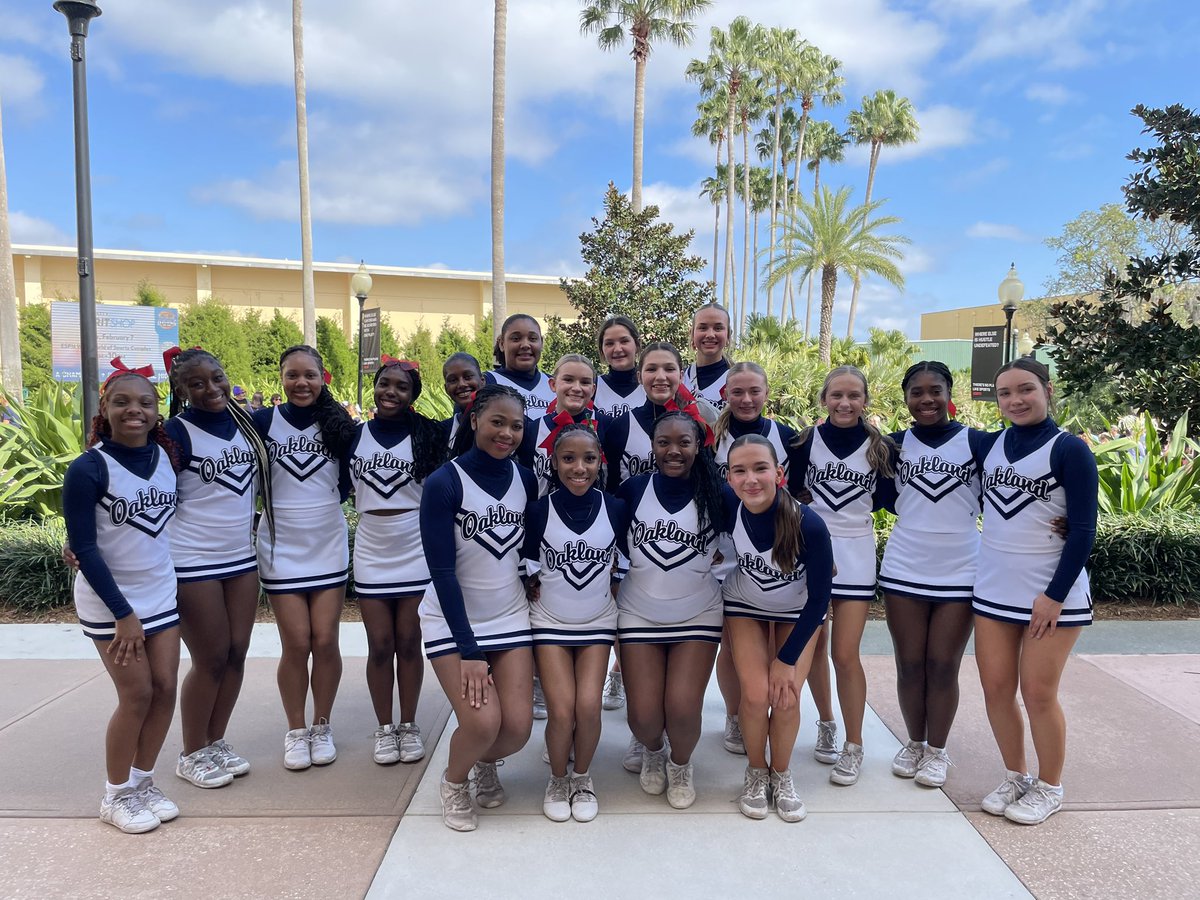OaklandRCS's tweet photo. Ok…we got BIG News from @ohspatscheer!  They made it to Semi Finals! Competition continues tomorrow morning.  Survive and advance! So proud of this group!! #onceapatriot @OHSStudentCounc @OHSPatsFootball @OHS_LadyPatsBB @PatriotsOakland @oaklandtnbball https://t.co/4HfBBKRUtz