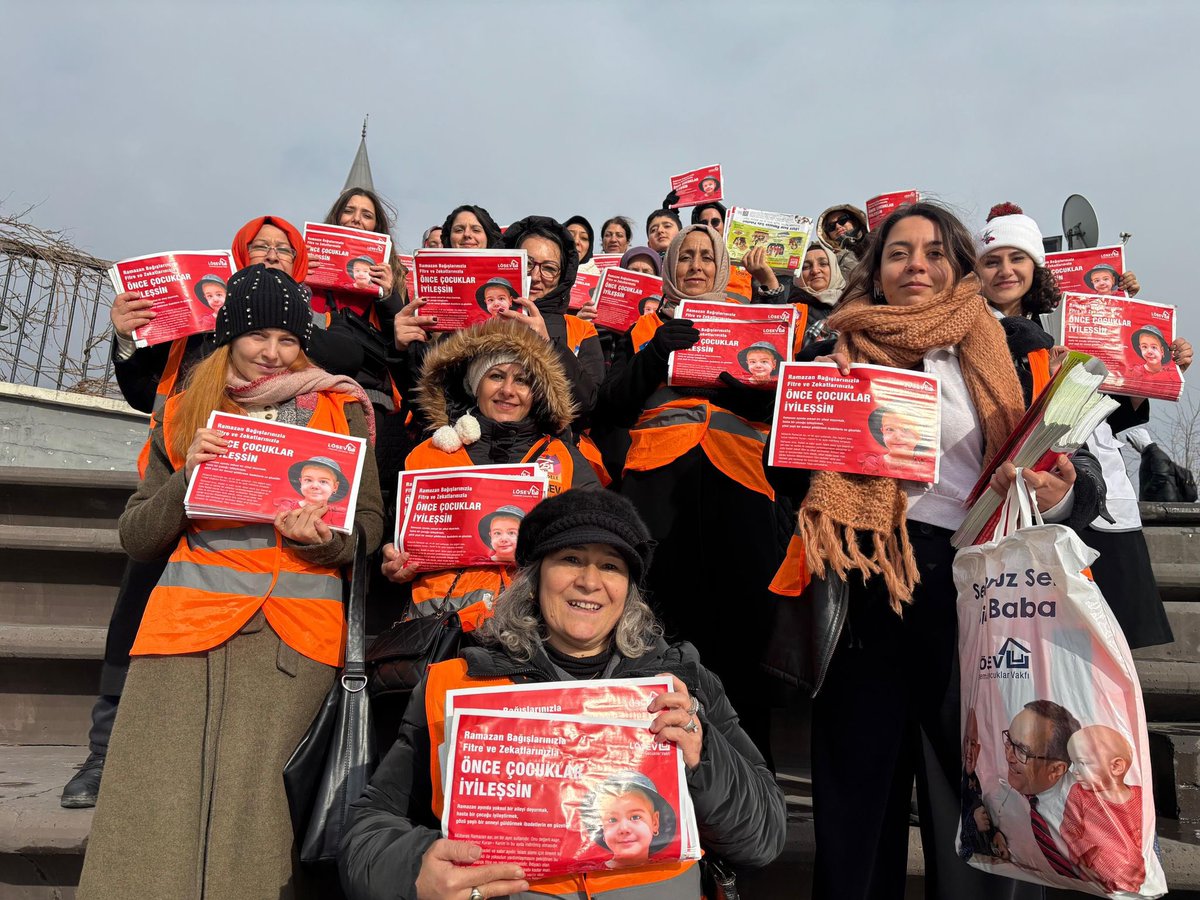 LÖSEV aileleri 
Hiç durmadan 
Hiç yorulmadan sesleniyor 
ÖNCE ÇOCUKLAR İYİLEŞSİN !
<a href="/losev1998/">LÖSEV</a> <a href="/ustunezer/">Dr. Üstün EZER</a> <a href="/hulya_unver/">Hülya ÜNVER</a> <a href="/julidearifoglu/">Dr.Julide Arifoğlu</a> <a href="/aysenur_sozeri/">Ayşenur Sözeri</a> <a href="/EldenSacide/">Sacide Elden</a> <a href="/NefiseAyte90886/">nefise aytemur</a> <a href="/EmineTirya16896/">Emine Tiryaki</a> <a href="/Seldanural/">Selda</a> <a href="/BedriyeGul1842/">Bedriye gln</a> <a href="/alevtrnc/">alev trg</a> <a href="/akbas_senay9835/">Şenay Akbaş</a> <a href="/TurkanCaki9662/">Turkan Cakir</a> <a href="/NurAk1944/">Nurten ErAk</a>