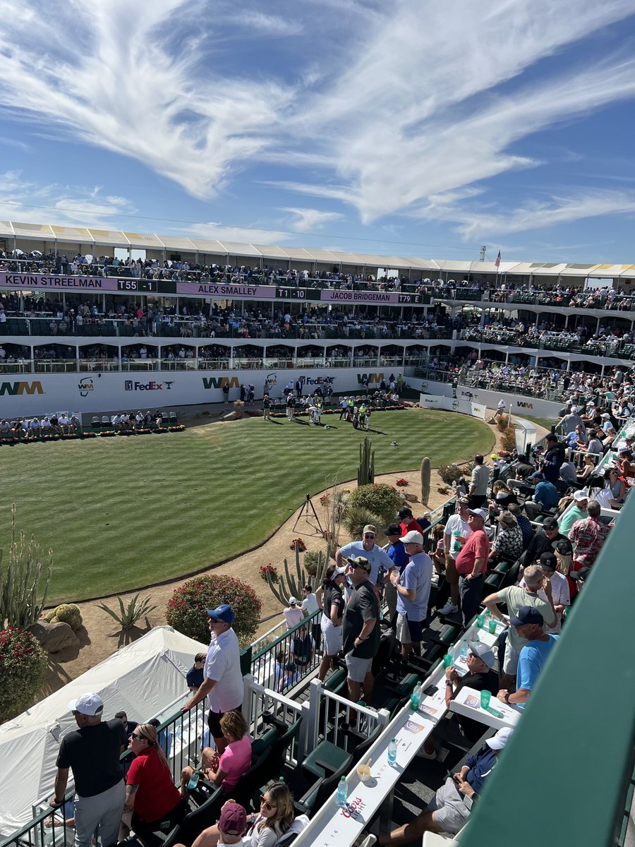 SMCWpg's tweet image. Not a bad way to spend a Friday! #hole16