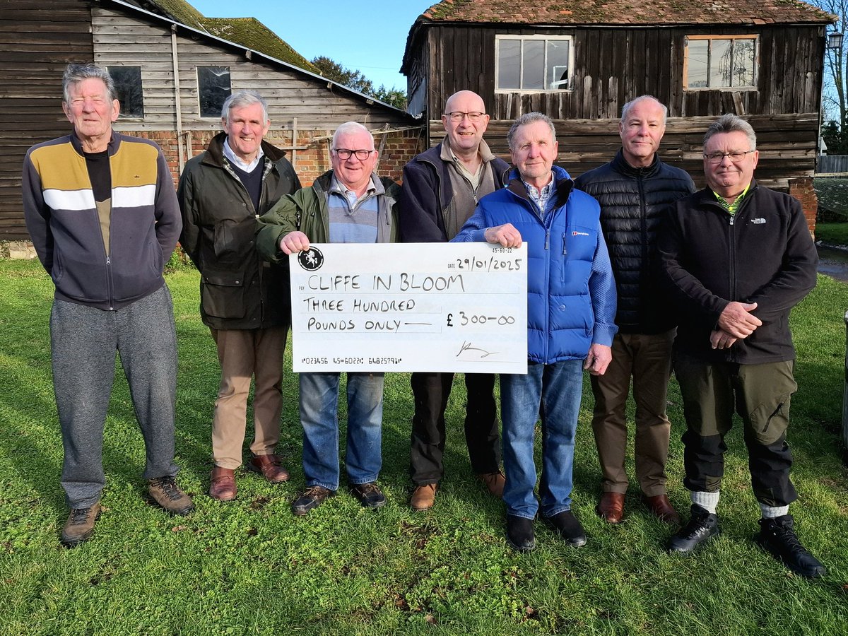 _VillageVoices's tweet photo. Our Charity/Community Group of the Year for 2025 is Cliffe in Bloom.  We recently presented representatives of the group with a small token of our appreciation, a cheque for £300 #cliffe #hoopeninsula #strood #rochester #kent #cliffeinbloom #inbloom https://t.co/UDWYymdRfU