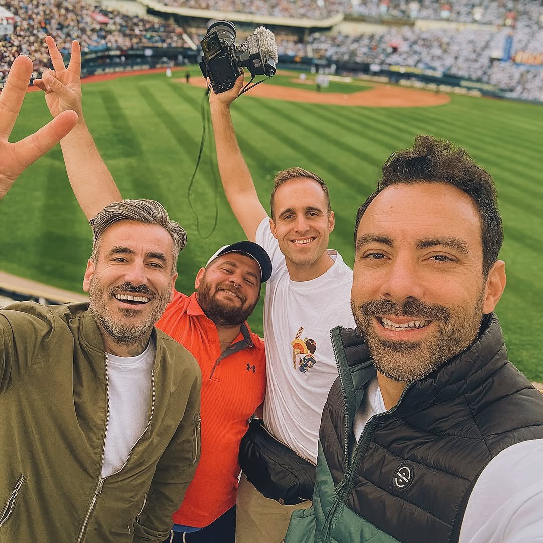 Μόλις προσγειωθήκαμε 🇰🇷Σεούλ… Συντονιστείτε τώρα στον <a href="/ANT1TV/">ΑΝΤ1</a> 😉

#TheReunion #YouOnlyLiveOnce #YOLO #ant1tv