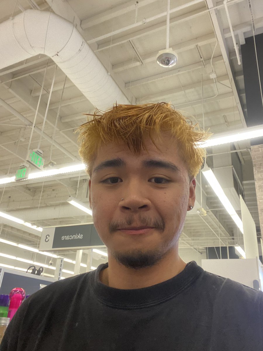 _cjVSthewrld's tweet photo. I’m blonde #instant #regret https://t.co/eONzuwsuue