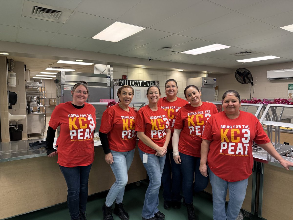 USD232Food's tweet photo. The best kind of Red Friday, a SUPER BOWL Red Friday! What a festive day in our kitchens. Go Chiefs!! #232Food https://t.co/BY82MJWjSP