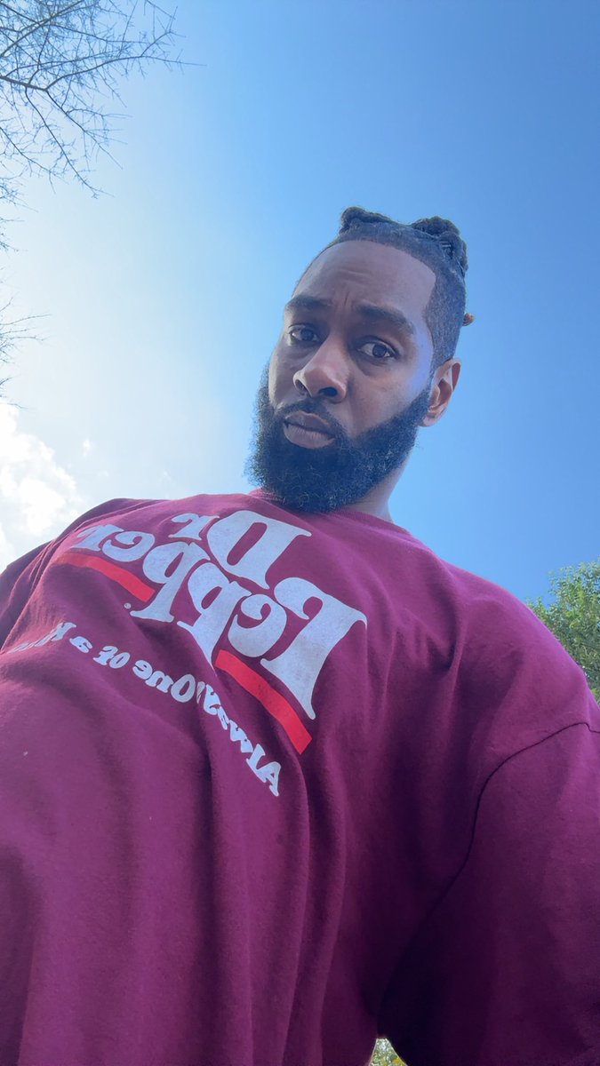 demetrieus_sr's tweet photo. FRESH LOOK &amp; HAIR DO &amp; CUT https://t.co/0dXxZcW6G2