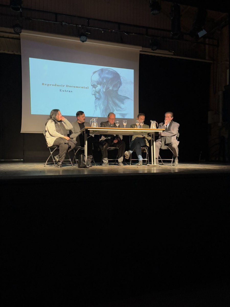 Álvaro Rodríguez-Peral (@alvarorpv2000) on Twitter photo Una suerte y un placer haber podido acudir a la proyección de “Eduardo Rosales y Murcia” en el Centro Cultural Casa de Vacas. Millones de gracias <a href="/JoselicoAlmagro/">José Almagro</a> por la invitación y enhorabuena por el trabajo que desempeñáis tu padre y tú Una suerte y un placer haber podido acudir a la proyección de “Eduardo Rosales y Murcia” en el Centro Cultural Casa de Vacas. Millones de gracias <a href="/JoselicoAlmagro/">José Almagro</a> por la invitación y enhorabuena por el trabajo que desempeñáis tu padre y tú