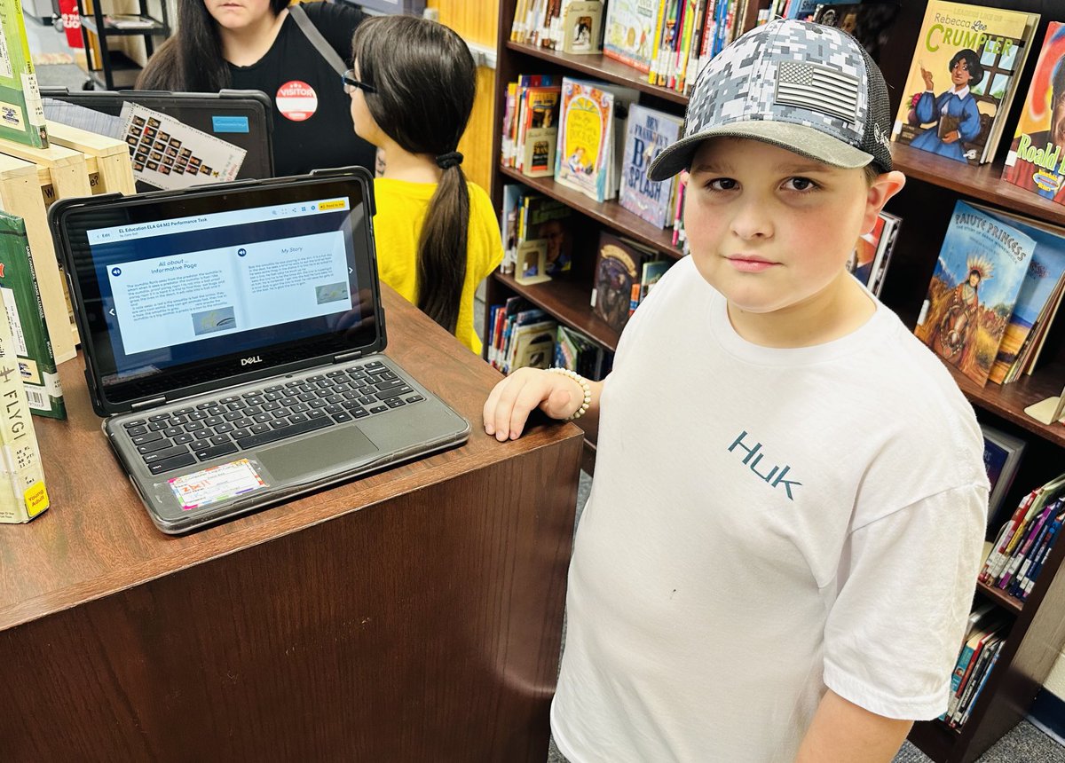 MollyUpchurch's tweet image. EL celebrations with 4/5 families! Loved seeing students utilizing Book Creator to present end of unit writing. 🙌 #CCSDigitalLearning #CCSLibrarymedia @sarahthall_ @DrCarlaNeal @DrKCBerggren @BENPanthers