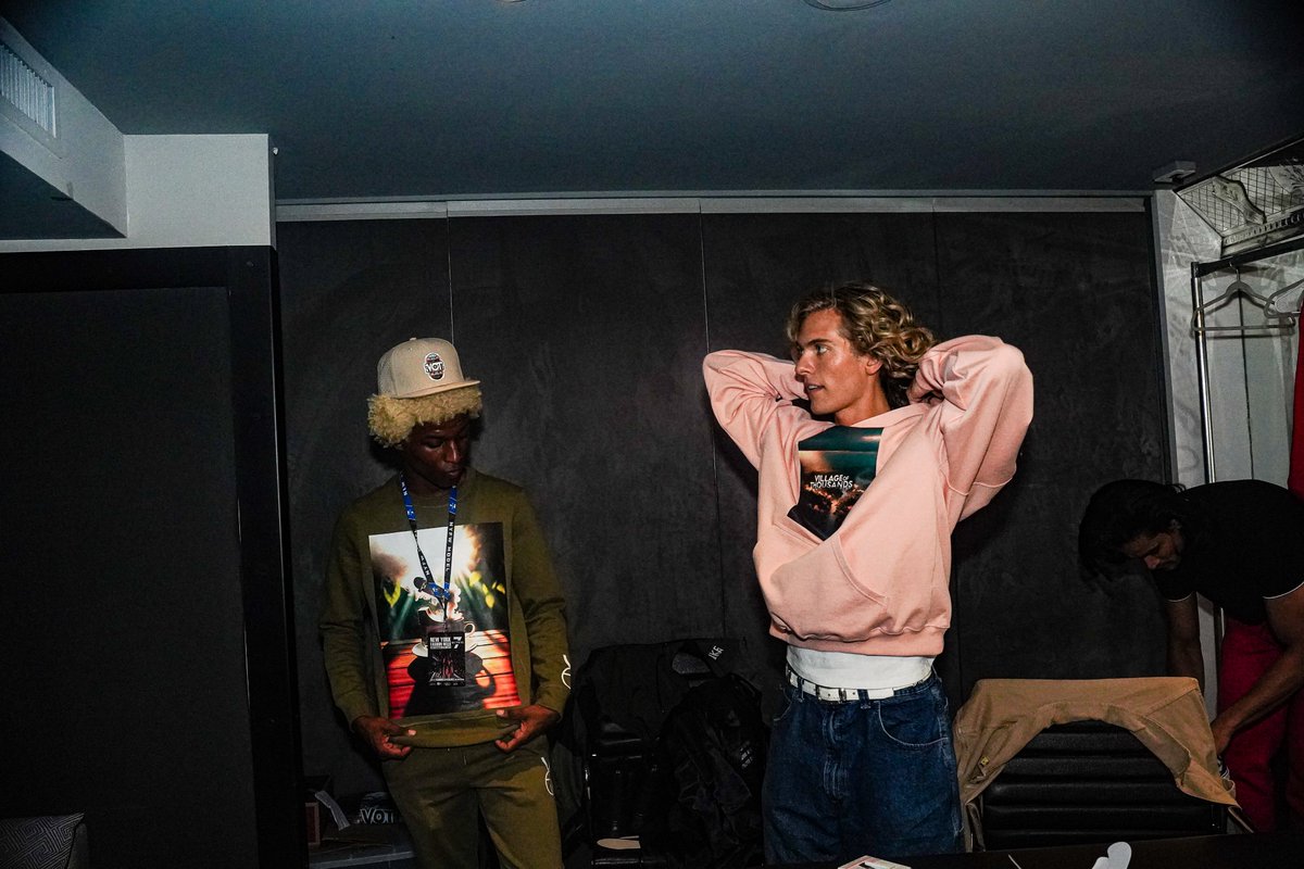 Fast fashion is out. Sustainable style is in. 🌱♻️ Our materials are kind to the planet AND your wardrobe. #EcoChic #SustainableFashion #NYFW #Fashion #Runway7Fashion