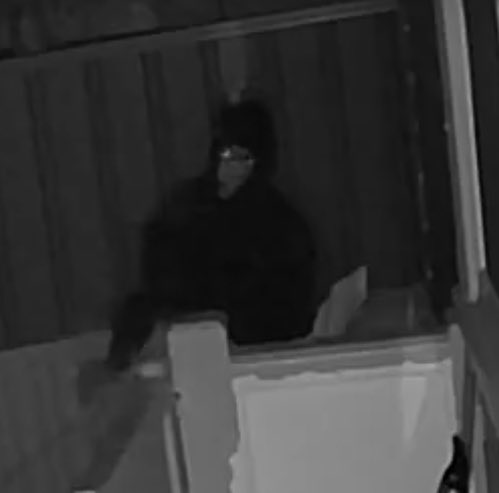 Last night three young men including one that appeared to be armed with a golf club tried to gain entry to my house.

If you’re a NSW resident please sign the petition to parliament to help give the justice system the powers they need.

parliament.nsw.gov.au/la/Pages/ePeti…