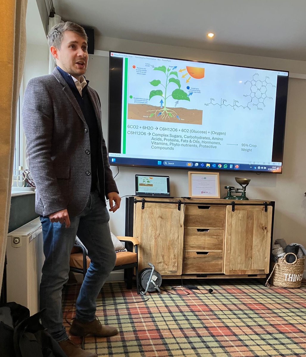 Richard Boldan (@rboldan) on Twitter photo Organised a bit of a do for clients today. Managed to put together a really good lineup of speakers including Alastair Trickett (NSch), Joe Martlew (NIAB), <a href="/angusgowthorpe/">Angus Gowthorpe</a> plus Ben and Mike of <a href="/EdaphosAgronomy/">Edaphos Agronomy</a>
and thanks to Joe Clarke for hosting a farm visit. Organised a bit of a do for clients today. Managed to put together a really good lineup of speakers including Alastair Trickett (NSch), Joe Martlew (NIAB), <a href="/angusgowthorpe/">Angus Gowthorpe</a> plus Ben and Mike of <a href="/EdaphosAgronomy/">Edaphos Agronomy</a>
and thanks to Joe Clarke for hosting a farm visit.