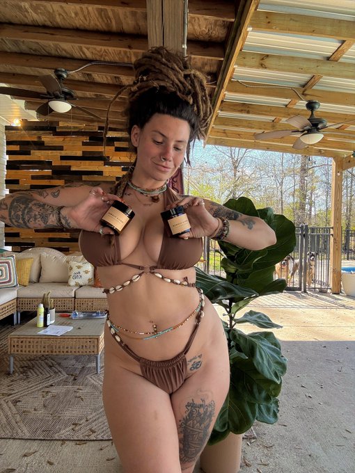 1 pic. For those of you who have been keeping up with my other journey 🤎✨  My online farm shop is officially<a href="/tag/goonathon"class="tags"><span>#goonathon</span></a>