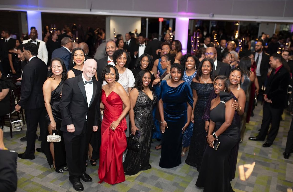 EmoryGIM (@emorygim) on Twitter photo Congrats to <a href="/baldheadted/">Ted Johnson MD MPH</a>, who received the 2025 #Trailblazer Award by the Atlanta Medical Association! #GIMProud #GIMLeadership #AdvancingSeniorCare <a href="/GearGeorgia/">Georgia Gear</a> Congrats to <a href="/baldheadted/">Ted Johnson MD MPH</a>, who received the 2025 #Trailblazer Award by the Atlanta Medical Association! #GIMProud #GIMLeadership #AdvancingSeniorCare <a href="/GearGeorgia/">Georgia Gear</a>