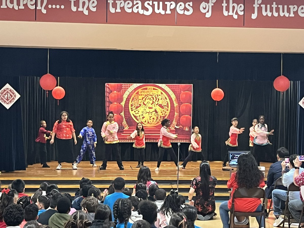 tessrenae02's tweet image. Our @PetroskyPirates Mandarin Immersion Showcase was amazing! A big thank you to our students, teachers, and families for their hard work! @Alief_SLE @AliefISD #LunarNewYear #Multicultural #Mandarin #anchoredinsuccess #setsail
