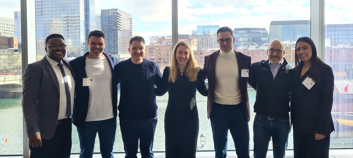 We ♥️ MIT. Packed house for a great conversation with good friends about the last 20 years of invest