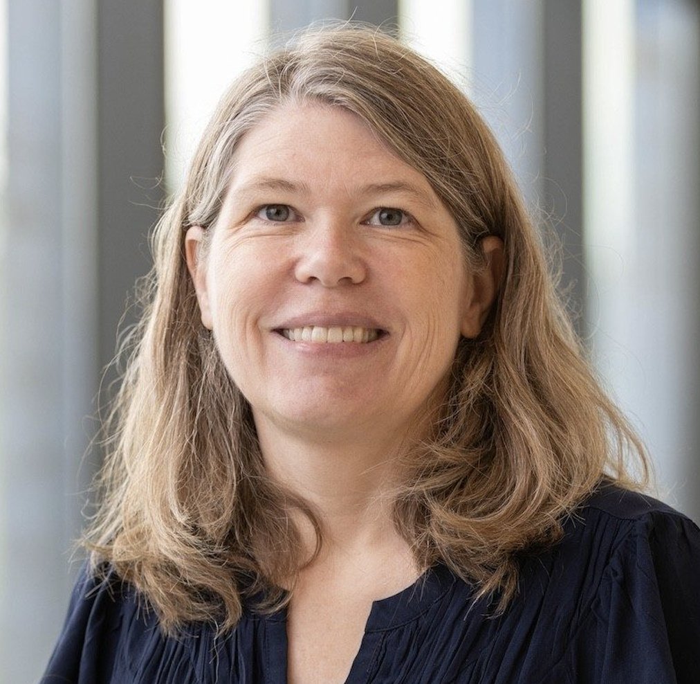 Contagion_Live's tweet image. Dr. Kirsten Nielsen and her team have uncovered how genetic variations in Cryptococcus neoformans influence disease outcomes. #Cryptococcus #FungalInfections 

More in-depth insights from Dr. Nielsen here: contagionlive.com/view/study-lin…