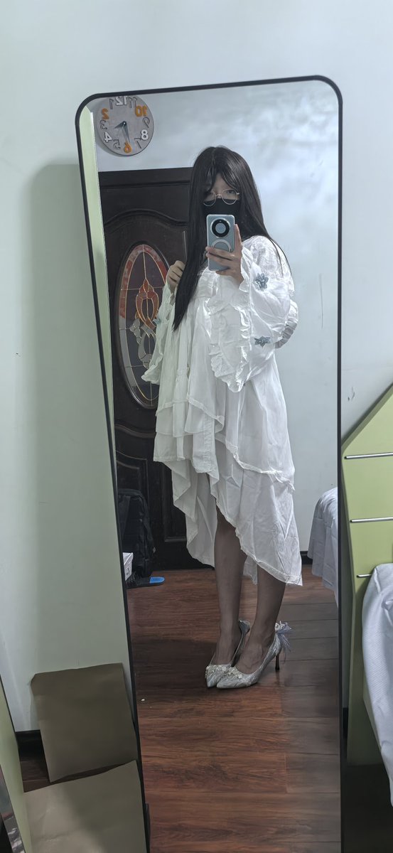 Graduallywind's tweet photo. 过年拜亲戚的我belike：
（亲戚：不对我记得他家是男孩来着）
#男娘 #男の娘ᅠ https://t.co/9wA2t7pfjN