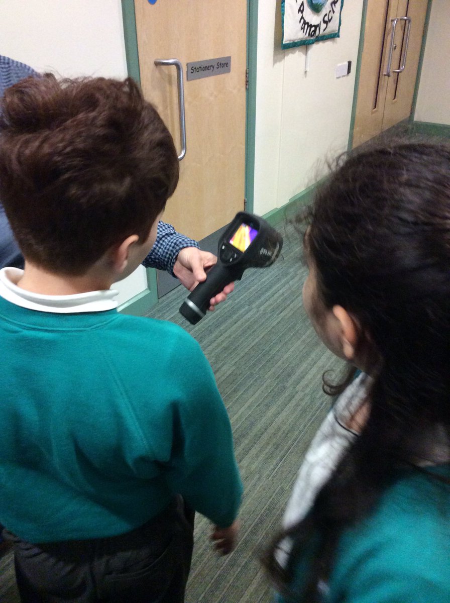 Lakeside_school's tweet image. James from @EnergySparks inspired our eco-monitor team to take action. #watchthisspace #changesahead #energysavers