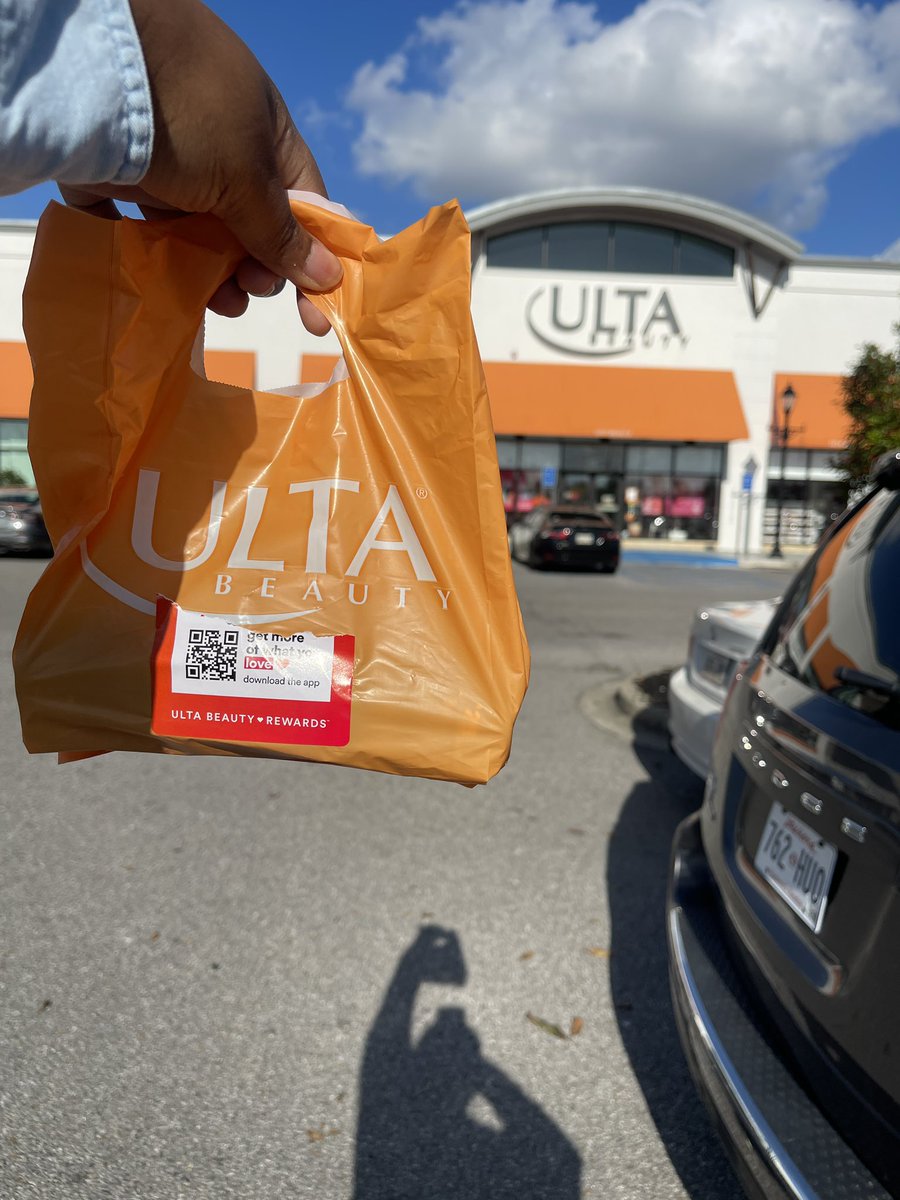 tayyy 💜 tweet media