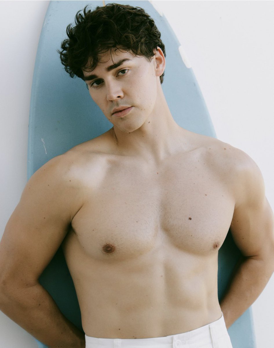 devin ✩ tweet media