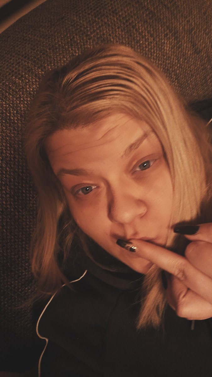 Loser antreten mach dich ab in meine dms  und ich werde dir zeigen wo dein platz ist !!! 

#Findom #Femdom #zahlschwein #zahltrottel #zahlsklave #paypig #geldherrin #moneydom