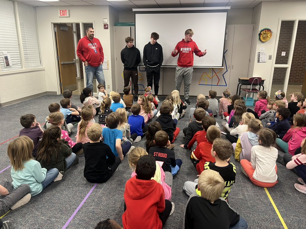 Norris Titans Boys Basketball (@titanhoops160) on Twitter photo We had the privilege of stopping by and talking about sportsmanship to the kindergarten classes at the elementary this afternoon!
Great work here by <a href="/barretboesiger/">Barret Boesiger</a>, <a href="/JoshBornschlegl/">Josh Bornschlegl</a> & <a href="/HansmeyerThomas/">Thomas Hansmeyer</a>!
#TitanHoops #TitanUp #MakePlays ⚔️🏀 We had the privilege of stopping by and talking about sportsmanship to the kindergarten classes at the elementary this afternoon!
Great work here by <a href="/barretboesiger/">Barret Boesiger</a>, <a href="/JoshBornschlegl/">Josh Bornschlegl</a> & <a href="/HansmeyerThomas/">Thomas Hansmeyer</a>!
#TitanHoops #TitanUp #MakePlays ⚔️🏀