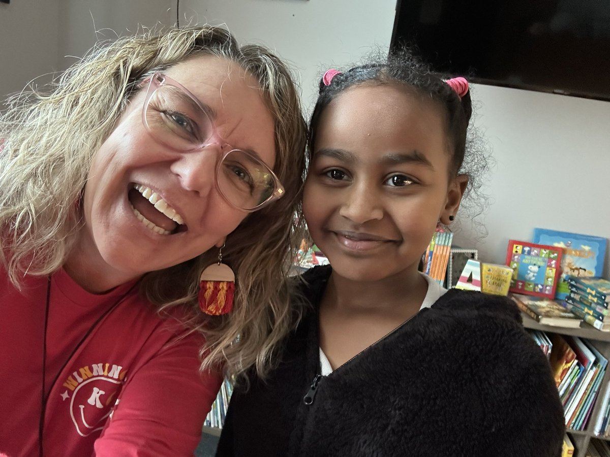Ali M. Johnston, Ed.S (she/her) (@alijohnstonhull) on Twitter photo Nothing warms my heart more than the little humans I get to spend my days with!! She saw me today and said, “ my day is better now that you’re here!!” ❤️❤️❤️ #lovemyjob <a href="/WalkerAnjanette/">Anjanette Smith</a> <a href="/NKCSchools/">NKC Schools</a> <a href="/ChouteauSchool/">Chouteau Elementary School</a> Nothing warms my heart more than the little humans I get to spend my days with!! She saw me today and said, “ my day is better now that you’re here!!” ❤️❤️❤️ #lovemyjob <a href="/WalkerAnjanette/">Anjanette Smith</a> <a href="/NKCSchools/">NKC Schools</a> <a href="/ChouteauSchool/">Chouteau Elementary School</a>