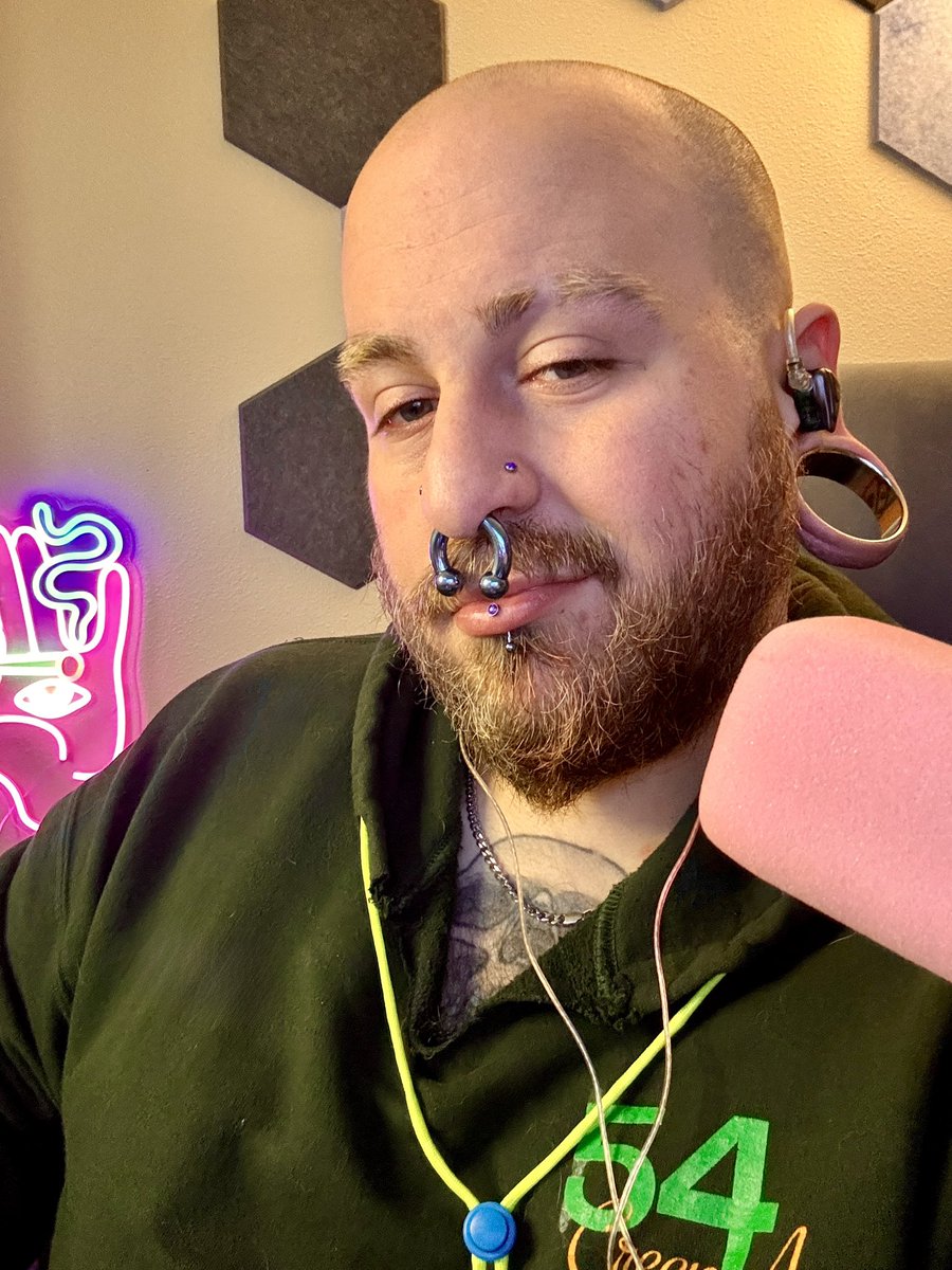 NeonMusubi's tweet image. Back at it in The Finals! Chasing contracts and cashouts!!
twitch.tv/NeonMusubi

#smallstreamer #twitch #neonmusubi #dogcam #reachthefinals #thefinals #casualstreamer