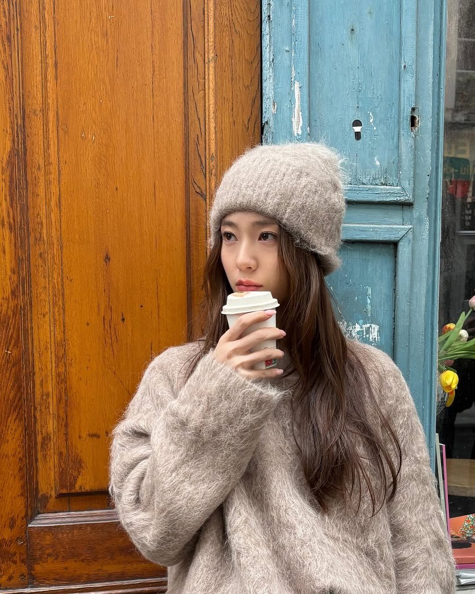 Anyway, jangan lupa ngopi.