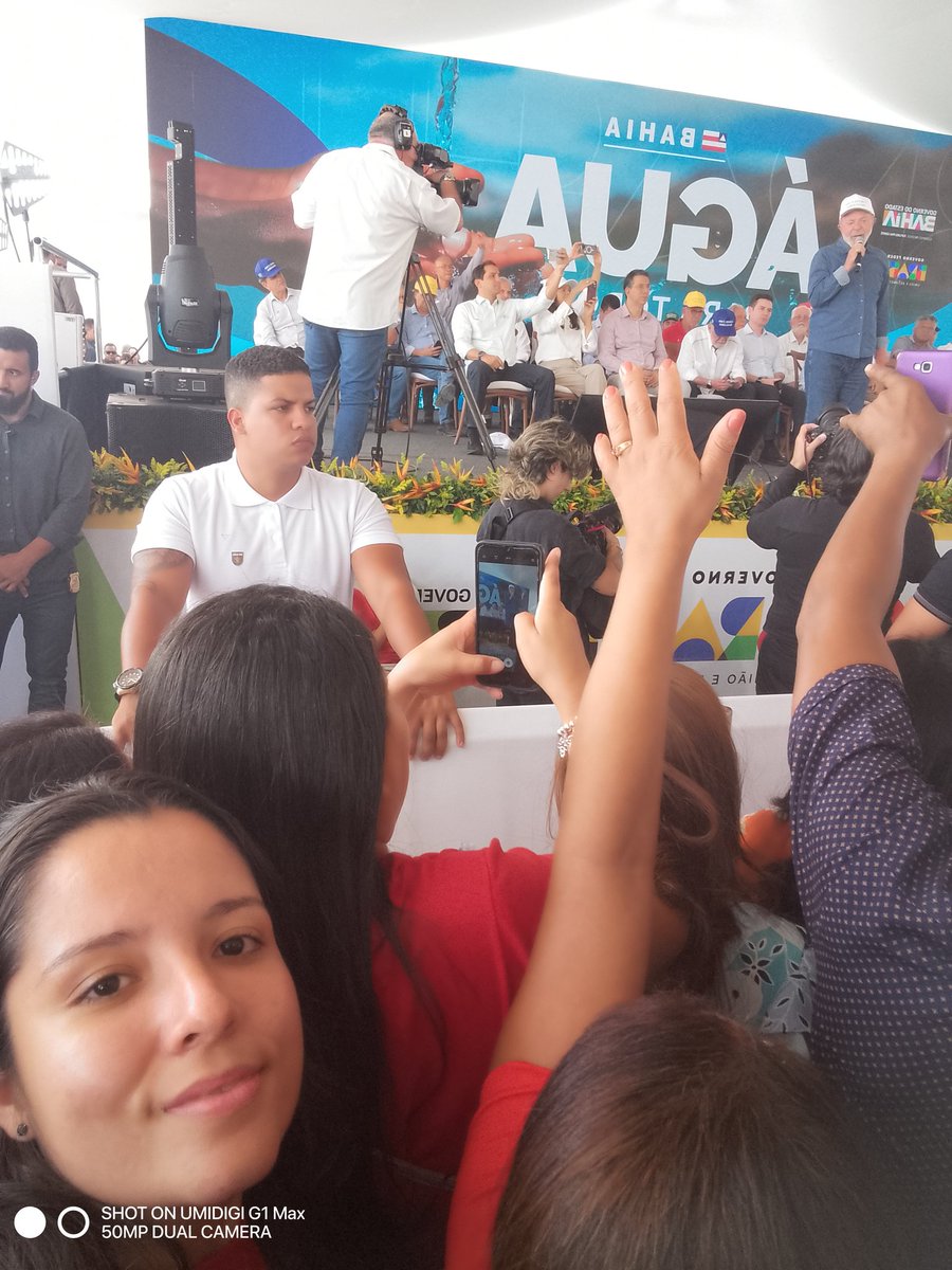 fbrlara's tweet photo. Eu e Lula , aqui na Bahia.

Que encontro maravilhoso e necessário ❤️❤️❤️❤️❤️ https://t.co/UkK55ALoP9