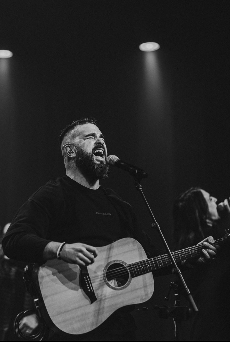 nathanironside's tweet photo. Good to be back! 🎉 After some time … ready to dive back into creativity, leadership, and impactful conversations. Let’s stir things up together—faith, music, design, and more! 🔥 #CreativeJourney #Leadership #WorshipLife #MusicProduction #DigitalCreativity https://t.co/nGLsFqzxCv