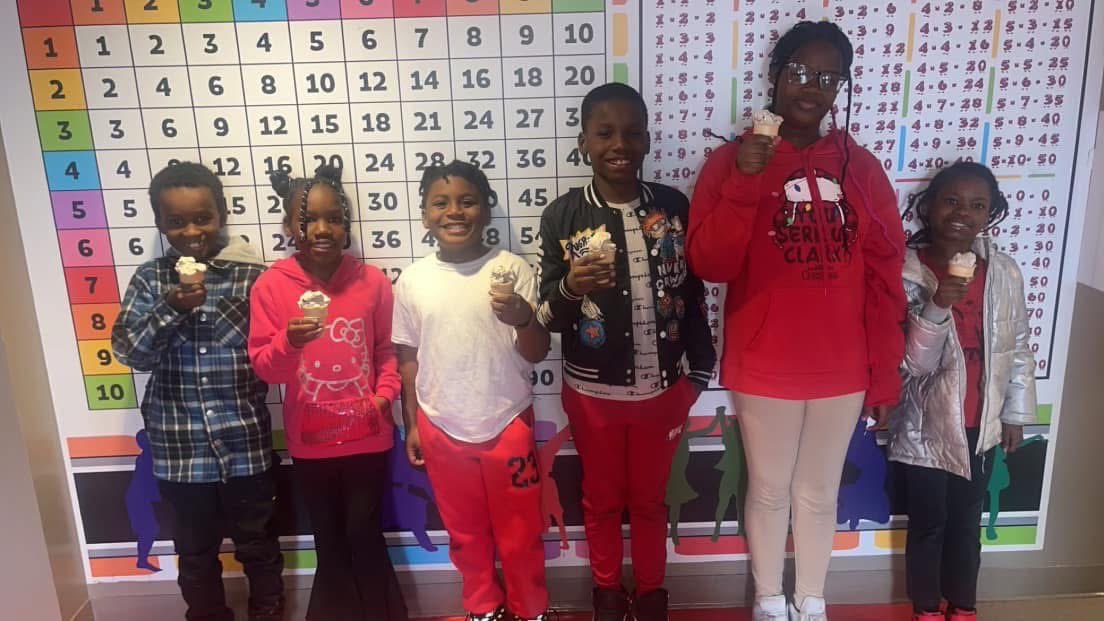 CentralESChamps's tweet photo. Third Grade CONE-QUERED iReady Math and celebrated with a sweet treat! π¦#MathMVPs #SweetSuccessβ https://t.co/jphb0MojIB