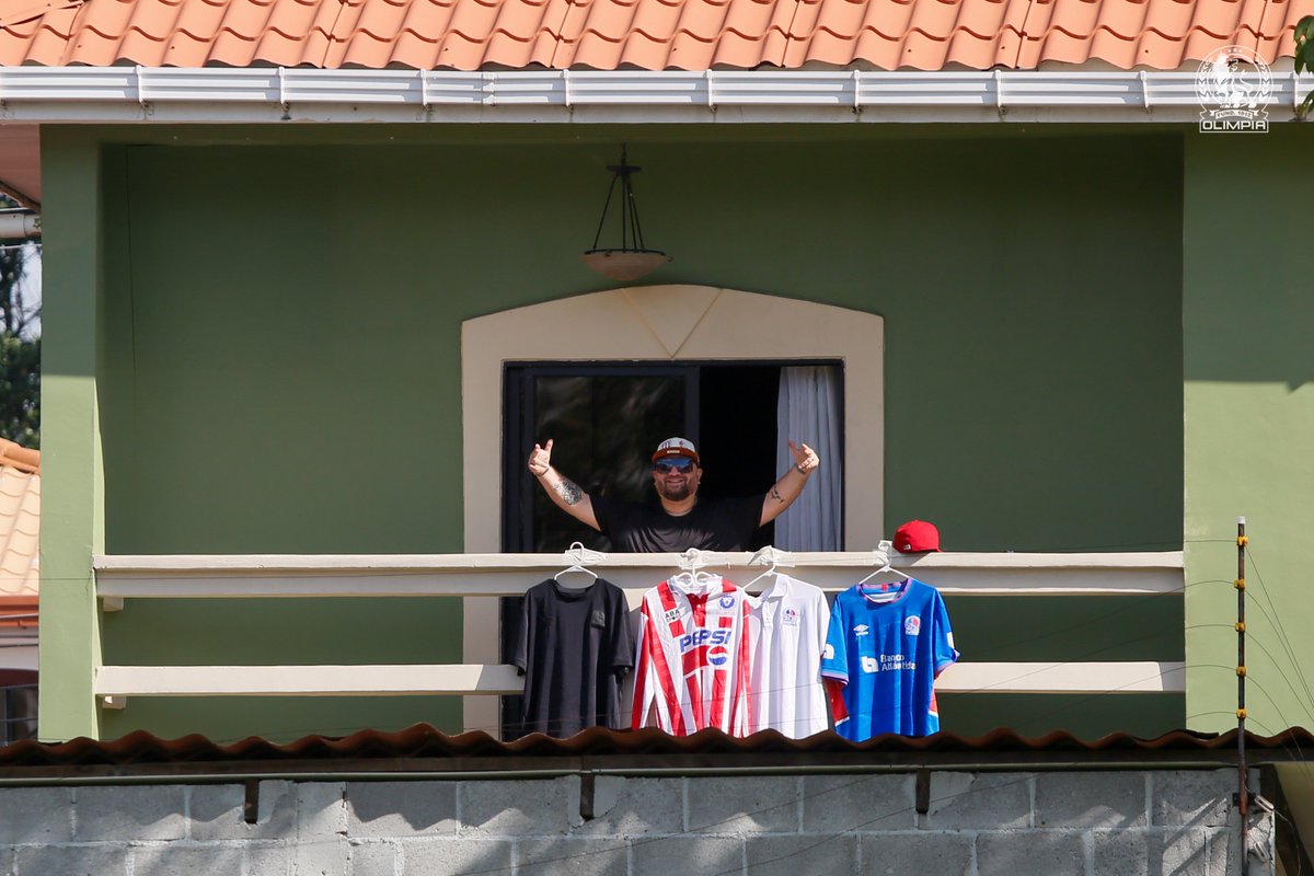 Entrena el Rey de Copas y nadie quiere perdérselo. 😂
¡Lo que genera este escudo! 🤩🫡