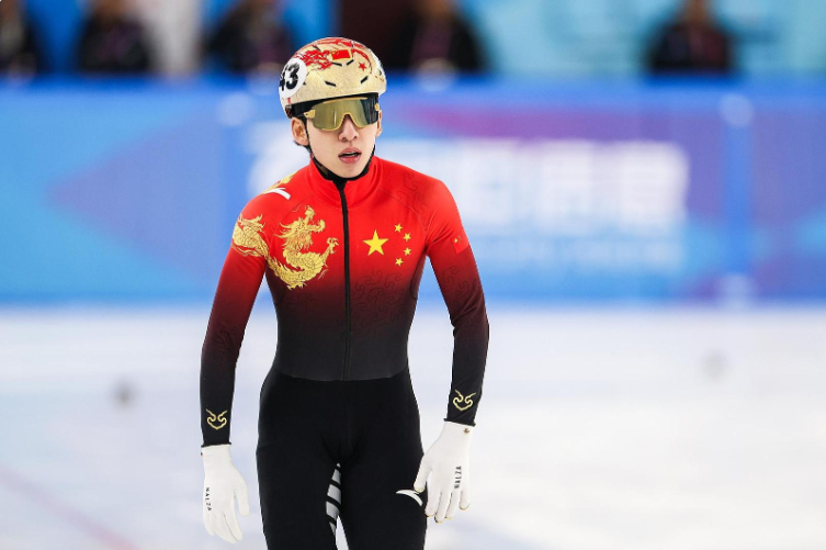 YongfengP's tweet photo. 【哈尔滨亚冬会】短道速滑中国队全员晋级，林孝埈劳模，刘少昂破赛会纪录 https://t.co/fjtG74wWWT