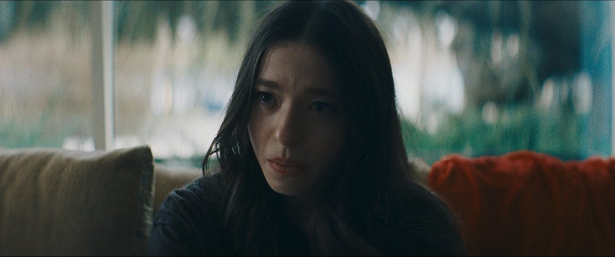 ANORA GANO MEJOR PELÍCULA EN LOS CRITICS TOMEN LA TIENEN ADENTRO LOS QUE LA INTENTARON TIRAR ABAJO
