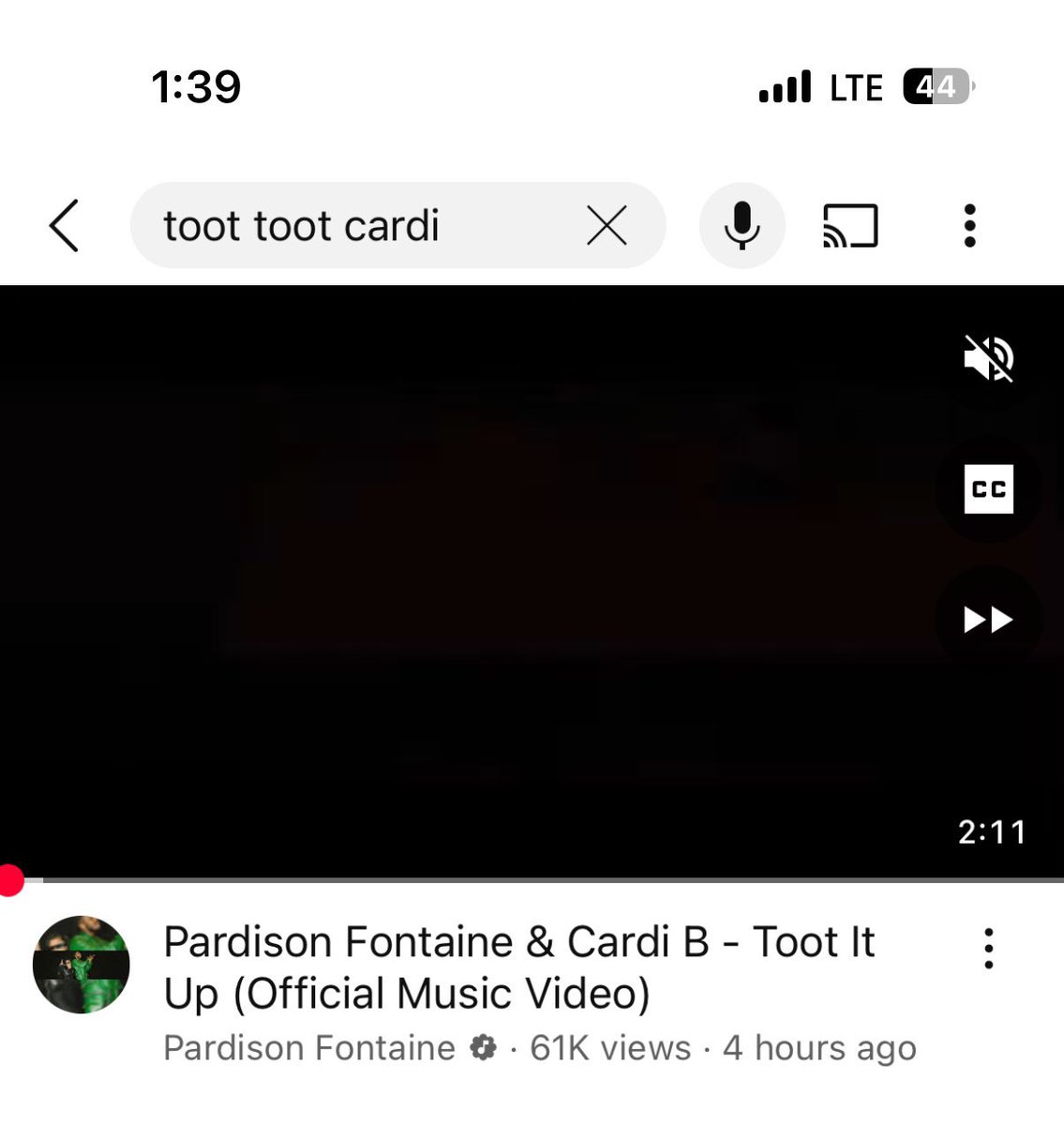 urzombified's tweet image. .@iamcardib next time you get a 250k view bot package.. make sure you get the commenting bots too