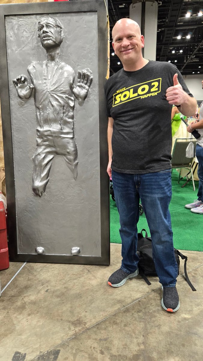kylecardsfan's tweet photo. @TRBpodcasts How did I do? Ron Howard LOVED the shirt!! @MegaConOrlando #makesolo2happen @laceygilleran @JohnnyHoey https://t.co/aXHDakaAu5