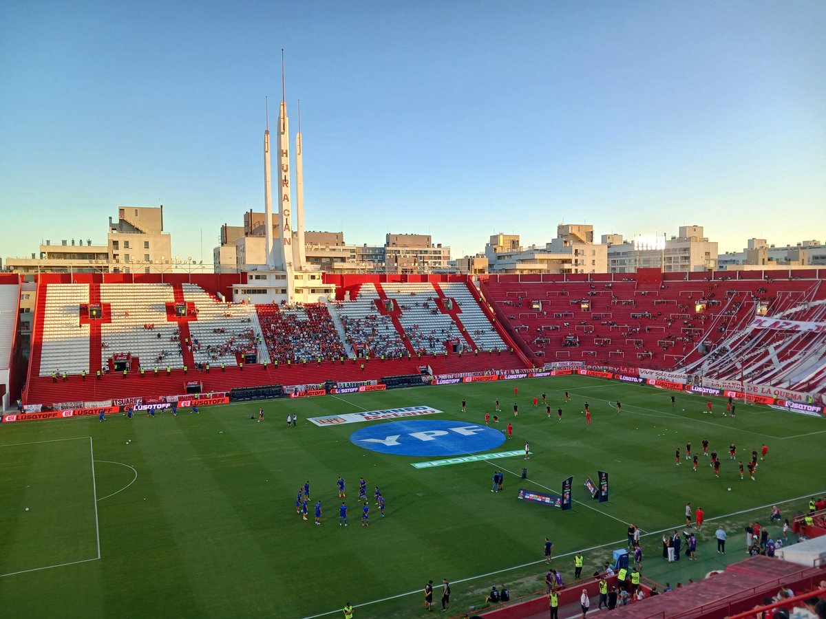 #TorneoApertura - Continúa la 4ta fecha.

Por la Zona A, #Huracan y #Tigre, se enfrentan en el estadio Tomas A. Duco.

👤Sebastian Zunino será el árbitro 
🕗 20hs

📽 <a href="/MarianoCongo/">Mariano Congo</a>