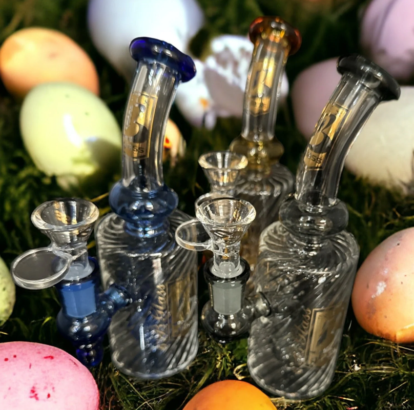 Magic_Wholesale's tweet photo. "Easter vibes with a little extra smoke. "
Visit: https://t.co/ljYMyb1eKV

Please follow us on:
Instagram/Threads: @officialmagicwholesale
FB page: Magicwholesale page
X: magic_wholesale
Pinterest: @Magicwholesale_Official

#GlassPipes #WaterPipes #CBDProducts #SmokingAccessories https://t.co/dJcCJGO6j5