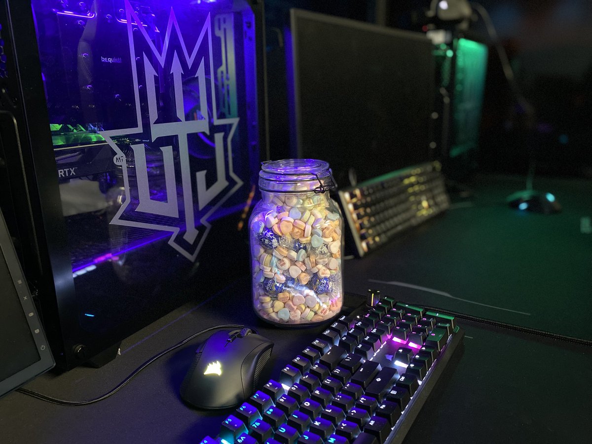 Subcheck37's tweet image. Cooking up something for next week’s holiday. Thanks @CORSAIR