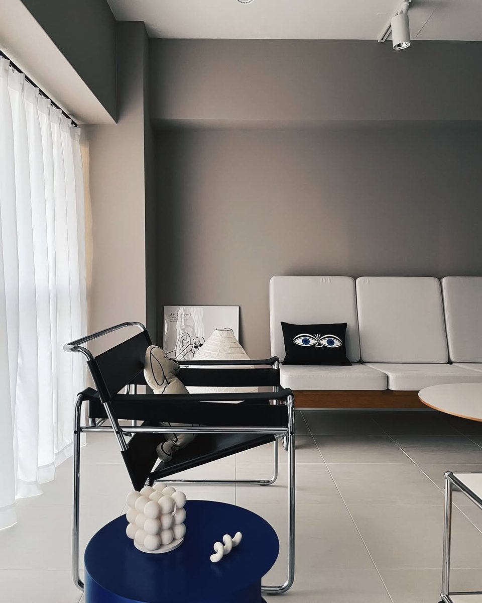interiorsuckerr's tweet photo. https://t.co/N8E8ZixCof