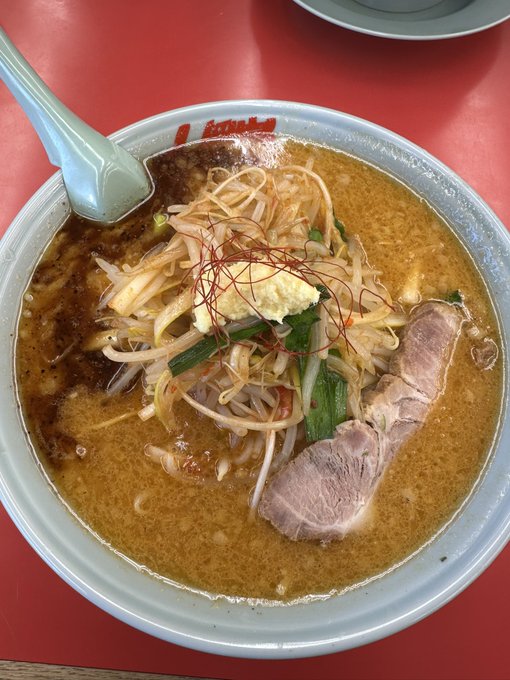 ごきげんな朝食だ
おいしい 