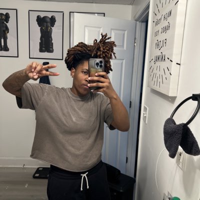 billionaiireee's tweet photo. #NewProfilePic https://t.co/VG55UI6Pt8