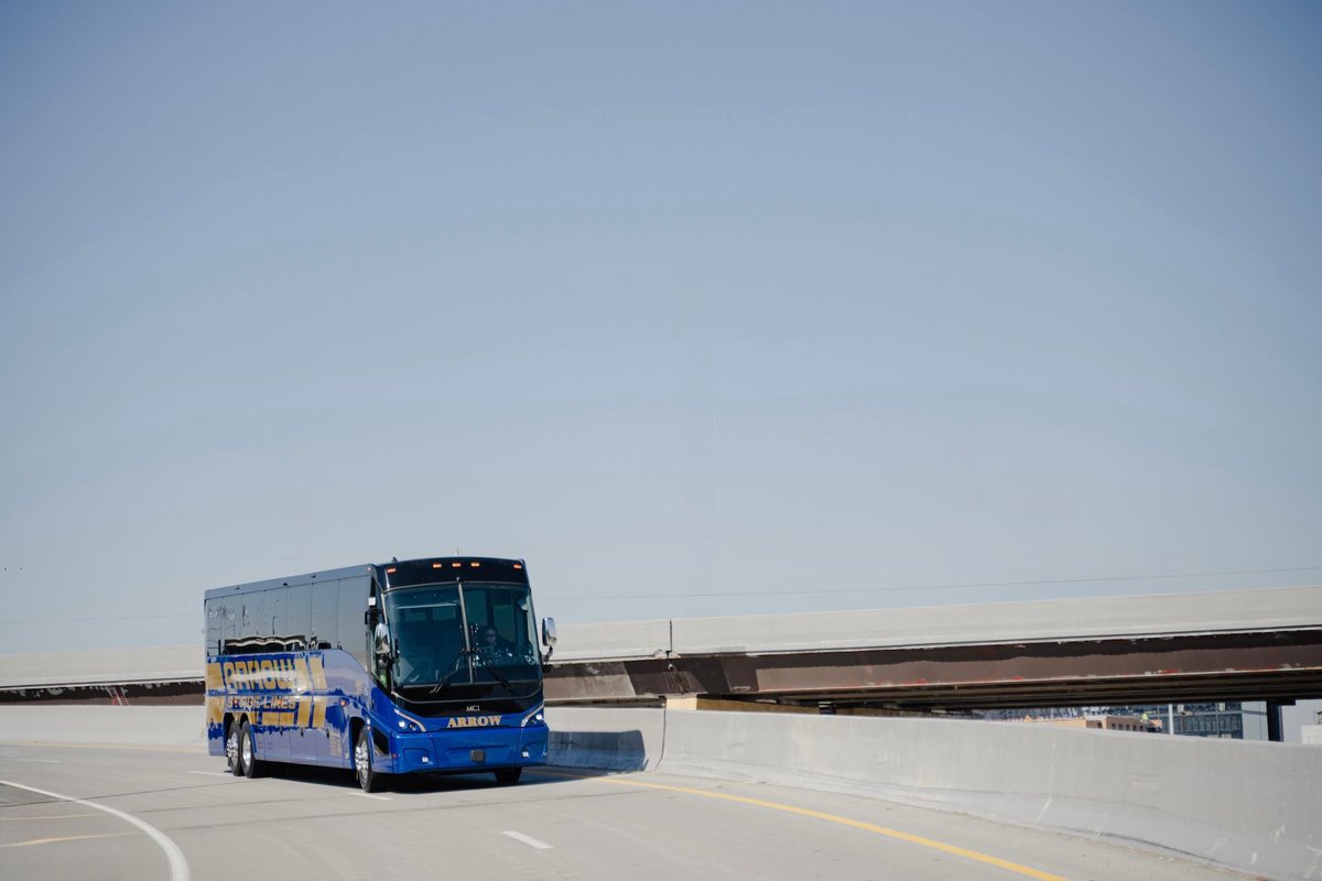 ArrowStageLines's tweet image. Our motorcoaches are rolling out, ready to pick up our amazing customers for unforgettable trips. Wherever you're headed, we’ve got the ride covered—safe, smooth, and stress-free. Let’s go make some memories!

#ArrowStageLines #WeekendAdventures #GroupTravelDoneRight