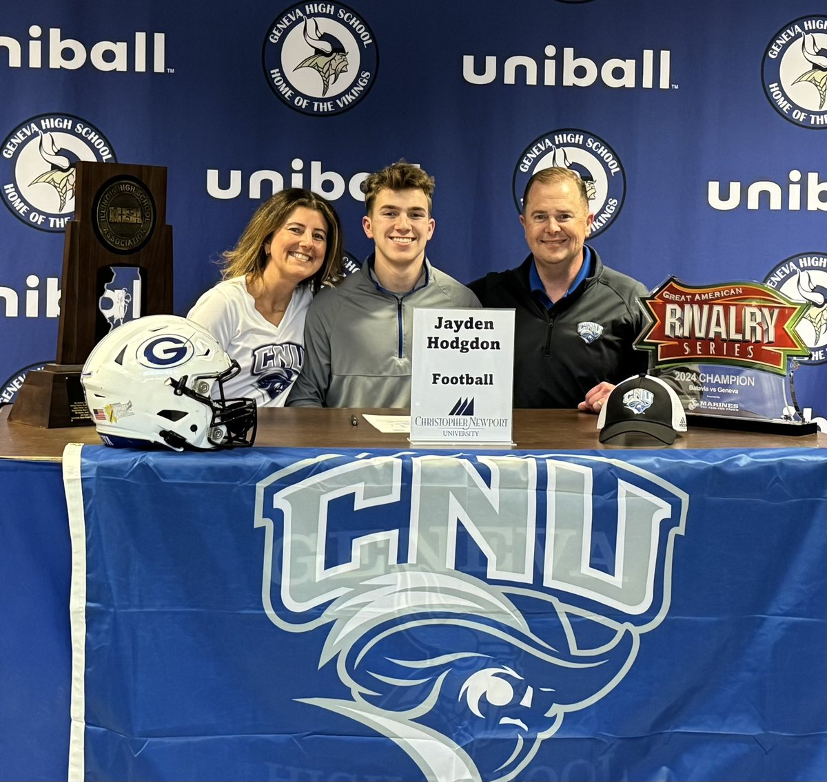 Signed!!  🔵⚪️