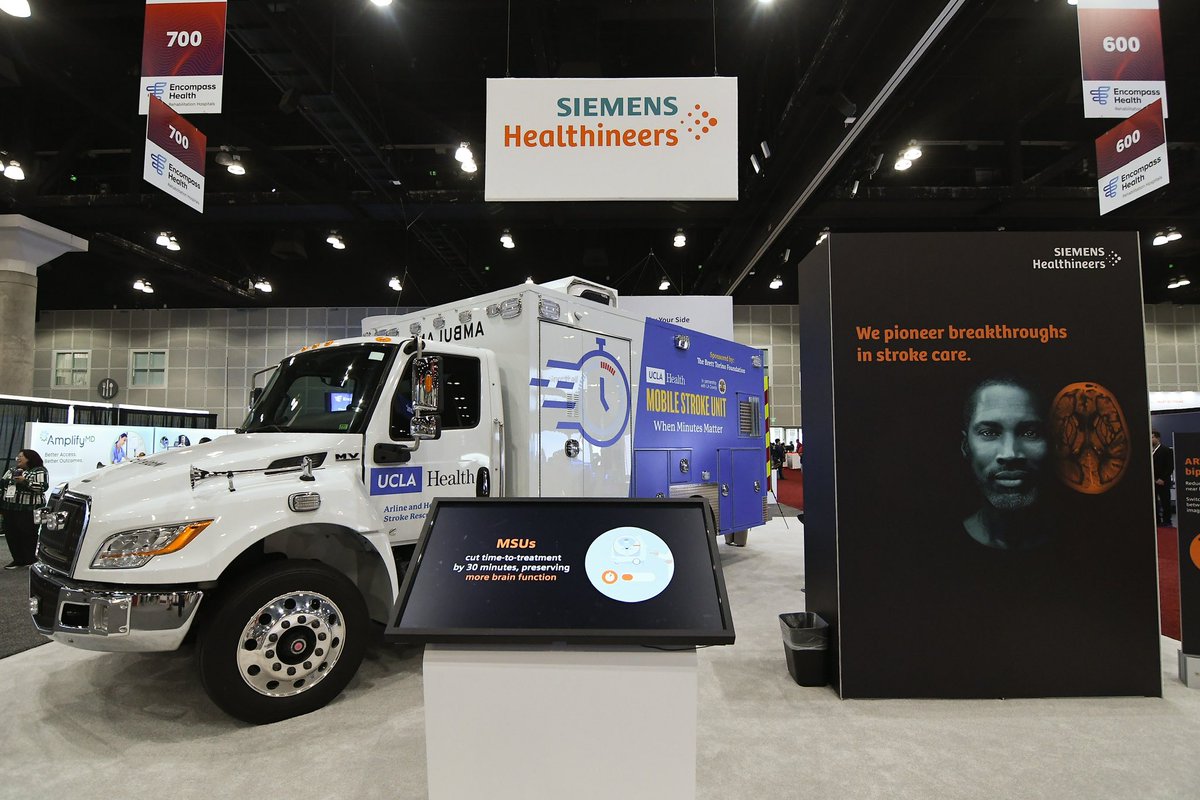 uclahealthmsu's tweet photo. ✨ 1st in the United States ✨ 

UCLA Health MSU2, equipped with the world’s best Siemens 32-slice scanner. We are simply overjoyed! #mobilestrokeunit #uclahealth #frazer #siemenshealthineers #thebestisyettocome @UCLAStroke @UCLAHealth @frazerbilt @SiemensHealth https://t.co/uQS9THrqBh