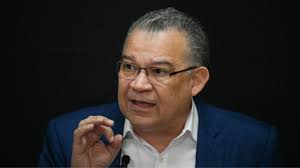 Antonio González Plessmann (@ajgplessmann) on Twitter photo Hilo (1/2) Cuando <a href="/NicolasMaduro/">Nicolás Maduro</a> detiene y desaparece a Enrique Márquez manda un mensaje a la sociedad: no es posible hacer política de oposición (ni radical, ni moderada, ni de derecha, ni de izquierda) porque será reprimida #LiberenAEnriqueMarquez Hilo (1/2) Cuando <a href="/NicolasMaduro/">Nicolás Maduro</a> detiene y desaparece a Enrique Márquez manda un mensaje a la sociedad: no es posible hacer política de oposición (ni radical, ni moderada, ni de derecha, ni de izquierda) porque será reprimida #LiberenAEnriqueMarquez