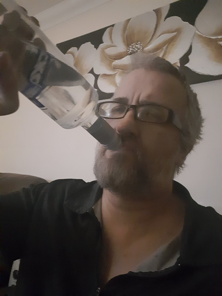 Openworldgam's tweet photo. #NoManSky your top critic will be back soon 😂 https://t.co/L4U67CSw8f