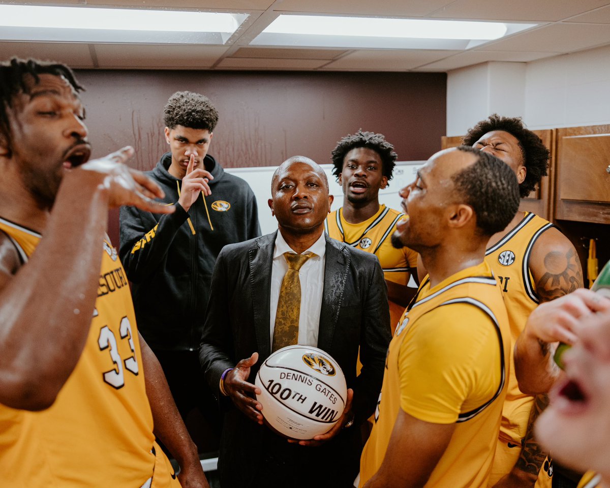 willharbur's tweet photo. Just out here having fun @MizzouHoops https://t.co/35KdAYA9zt
