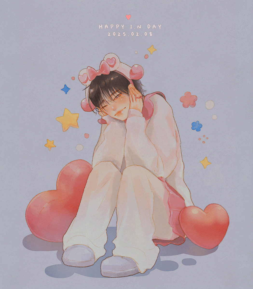 t_undr_a's tweet photo. กินเค้กเยอะๆนะค้าบ🧁🎂🍬🍰💗

#HappyINDay 
#아기빵_항상_사랑으로_발효중 
#Siren_Vocalist_IN
#아이엔 #I_N https://t.co/lXWhsR70dt